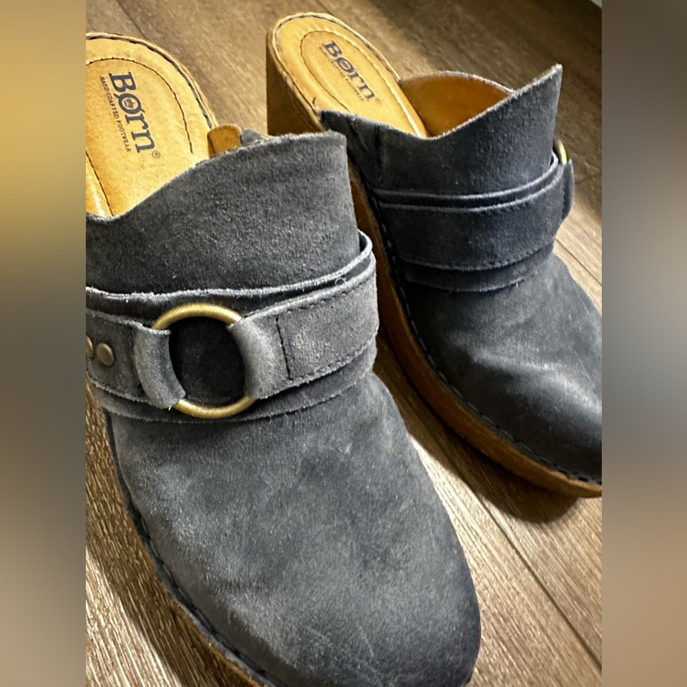 Born Clogs - Picture 7 of 7